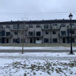 2332-305  4½ (juillet),), Des Prospecteurs, Sherbrooke, J1H 0M5