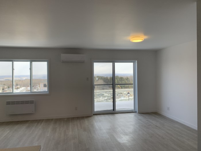 2332-305 4½ (juillet),), Des Prospecteurs, Sherbrooke, J1H 0M5 – Image 10