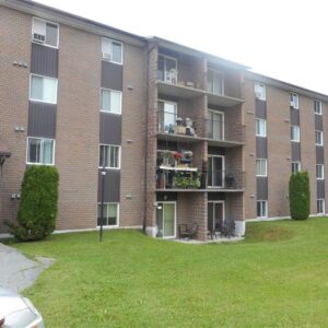 5½  2000-402, rue Gauthier, (juillet) J1H 6A5