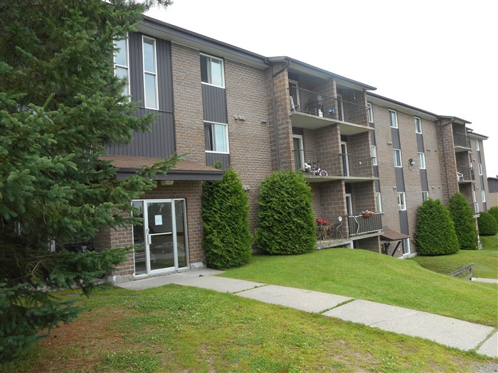 4½ 2060-207, rue Gauthier, Sherbrooke, (juillet) J1H 6A5