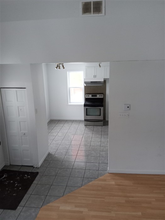 81 rue Deragon, Magog J1X 2M1 3 ½ (Vacant) – Image 9