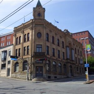 Magnifique 2 1/2 (Juillet)TOUT INCLUS rénové avec cachet antique! 158 Frontenac #36, Sherbrooke J1H 1J9  