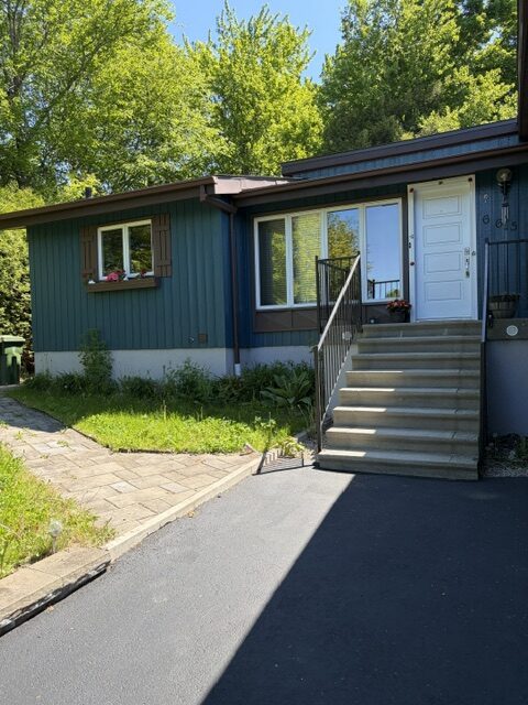 TRÈS BELLE MAISON DE PRESTIGE 665 RUE CHAMBLY, (Août) SHERBROOKE, J1J2Y1 – Image 15