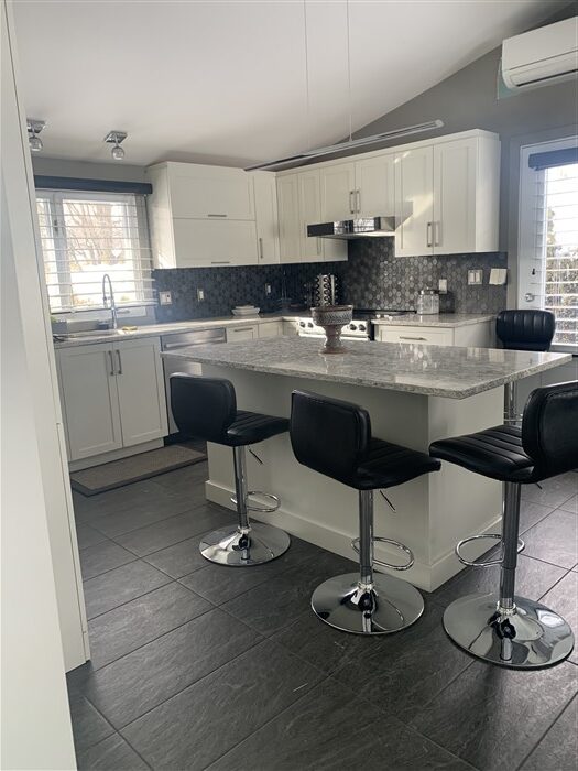 TRÈS BELLE MAISON DE PRESTIGE 665 RUE CHAMBLY, (Août) SHERBROOKE, J1J2Y1 – Image 46