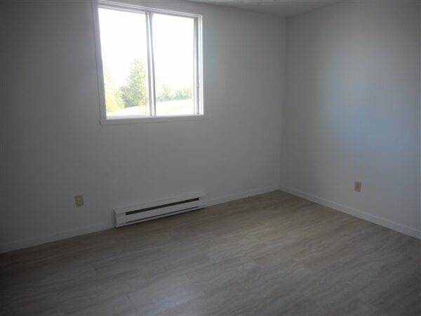 2080-310 rue Gauthier 1050$ Vacant – Image 11