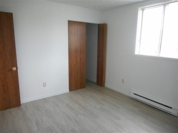 2080-310 rue Gauthier 1050$ Vacant – Image 12