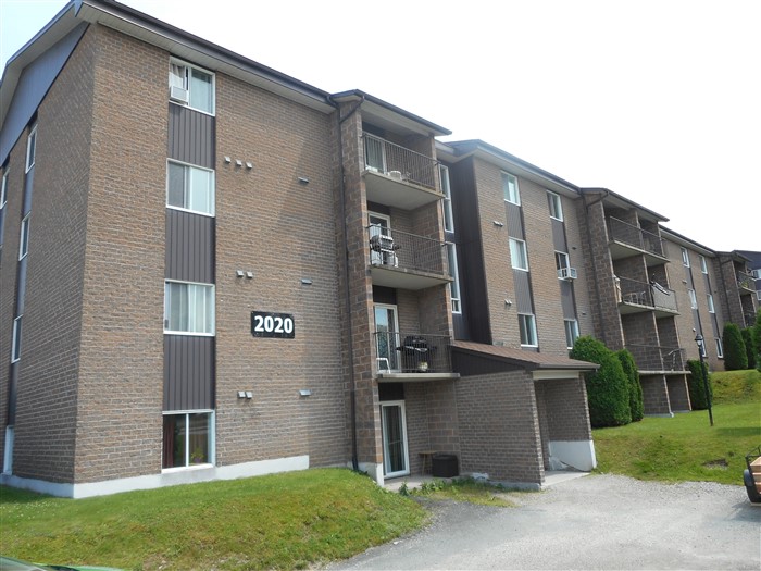 2020-307 Rue Gauthier, Sherbrooke, QC J1H 6A5 (Vacant)