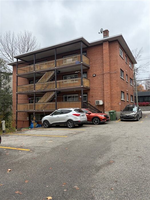 570-2 Bd Jacques-Cartier N, Sherbrooke, QC J1J 3A4 (juillet) – Image 3