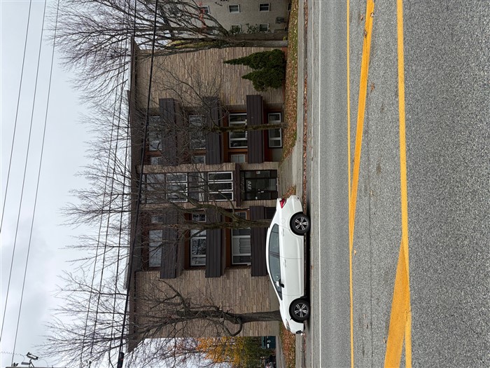 570-4 Bd Jacques-Cartier N, Sherbrooke, QC J1J 3A4 — photo 1