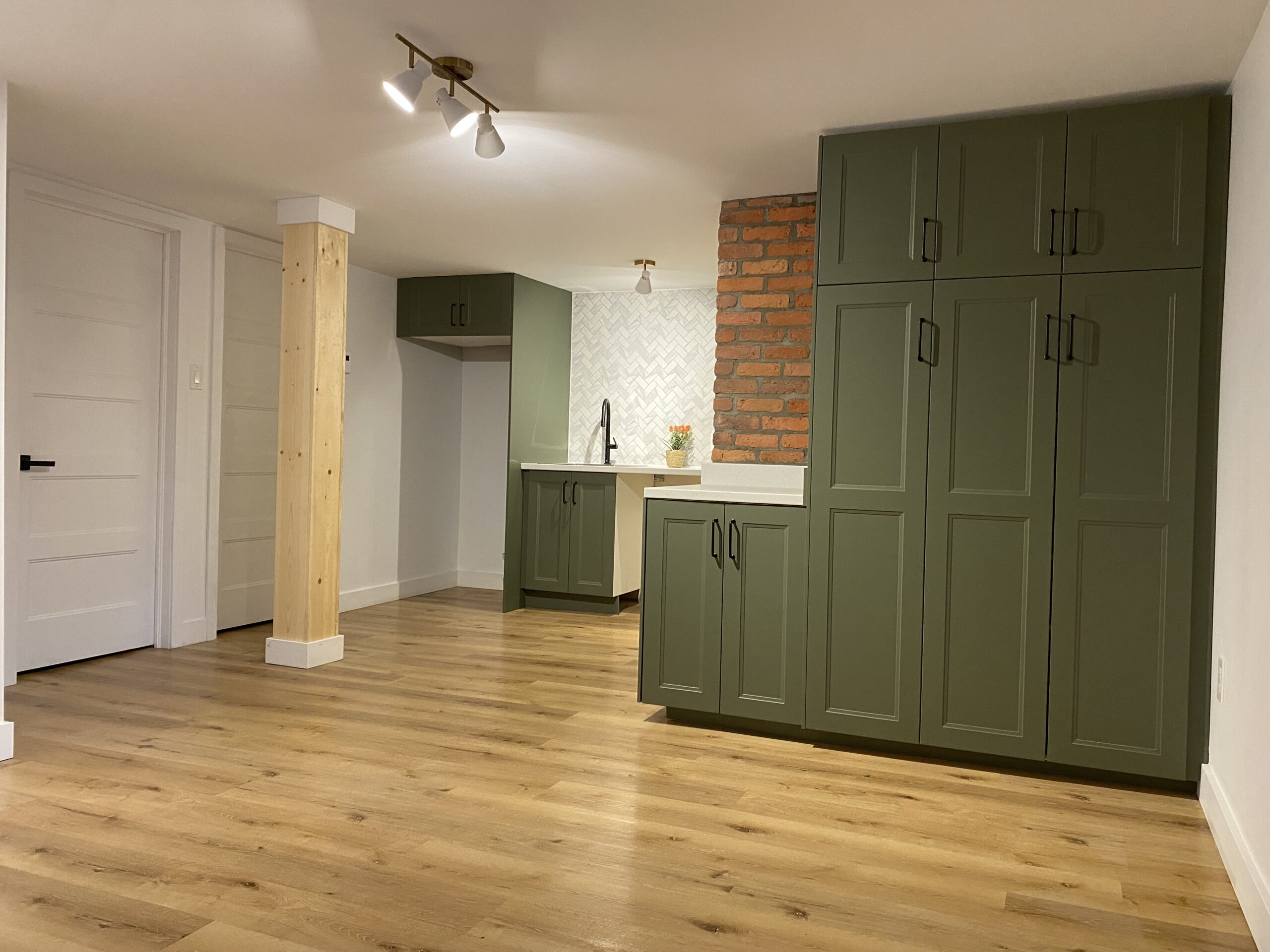 38 rue Saint-Philippe Windsor, (Vacant) J1S 1E2 – Image 2